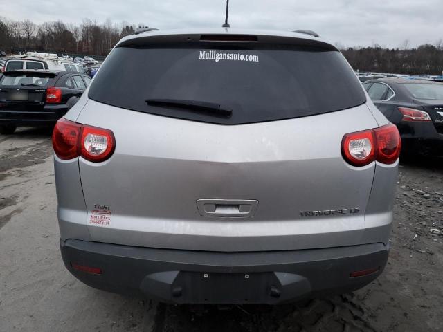 1GNKVFED3CJ374519 - 2012 CHEVROLET TRAVERSE LS SILVER photo 6