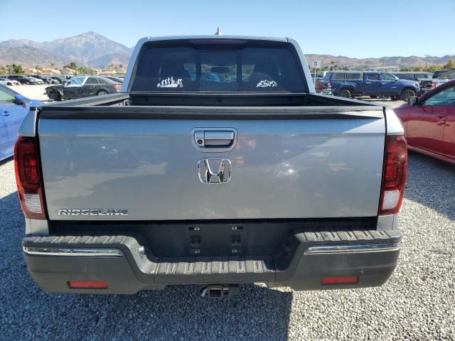 5FPYK2F61KB000072 - 2019 HONDA RIDGELINE RTL SILVER photo 6