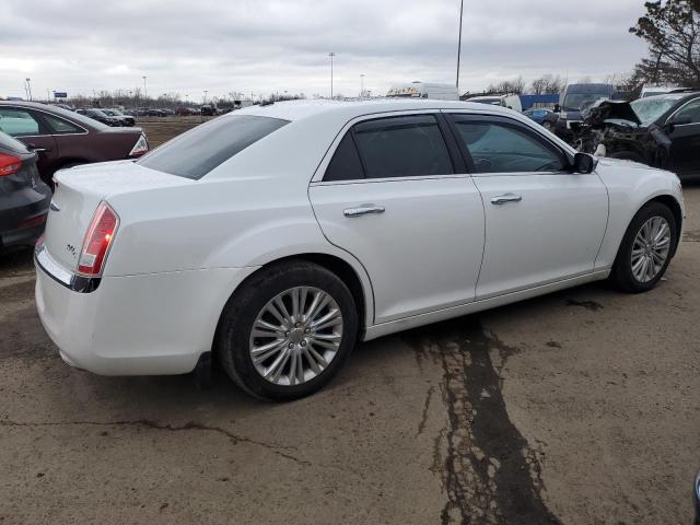 2C3CCAKT7DH667168 - 2013 CHRYSLER 300C WHITE photo 3