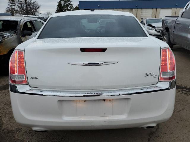 2C3CCAKT7DH667168 - 2013 CHRYSLER 300C WHITE photo 6