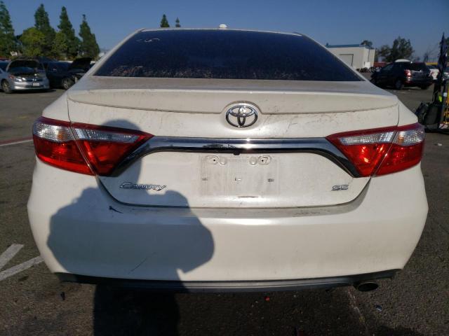 4T1BF1FK6GU256387 - 2016 TOYOTA CAMRY LE WHITE photo 6