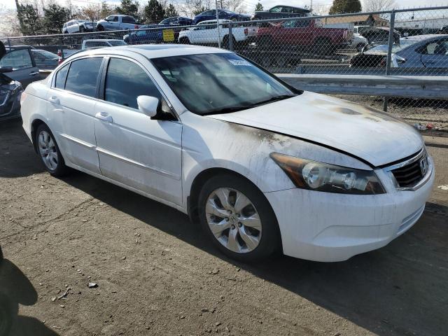 1HGCP26839A035674 - 2009 HONDA ACCORD EXL WHITE photo 4