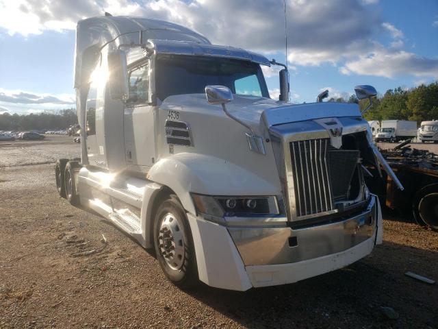 5KJJBHD58GLHE4636 - 2016 WESTERN STAR/AUTO CAR 5700 XE WHITE photo 1