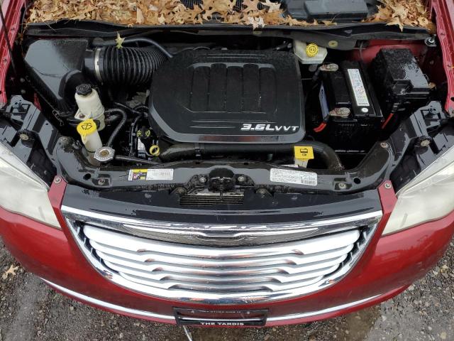 2C4RC1CG5DR684455 - 2013 CHRYSLER TOWN & COU TOURING L RED photo 12