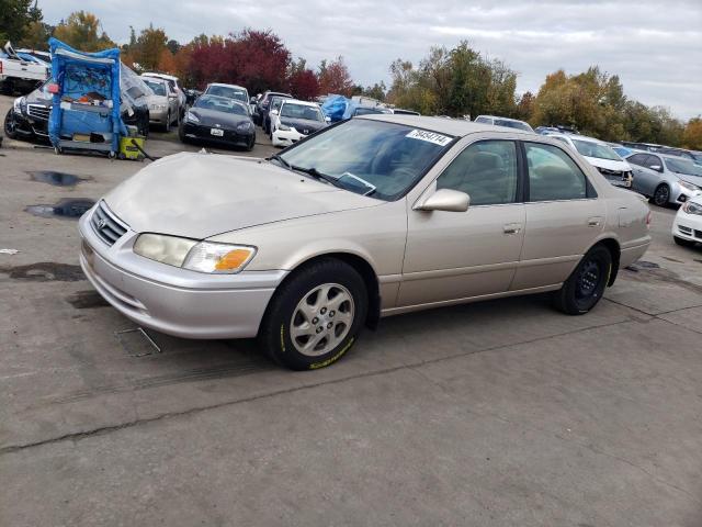 2000 TOYOTA CAMRY CE, 