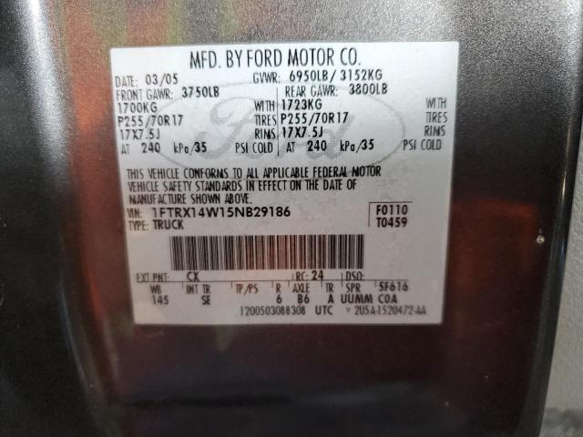 1FTRX14W15NB29186 - 2005 FORD F150 GRAY photo 12