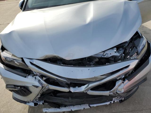 4T1G11AK6RU202425 - 2024 TOYOTA CAMRY SE NIGHT SHADE SILVER photo 11