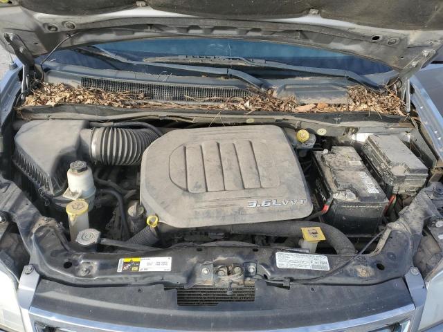 2C4RC1BG6DR667956 - 2013 CHRYSLER TOWN & COU TOURING ვერცხლისფერი ფოტო 11