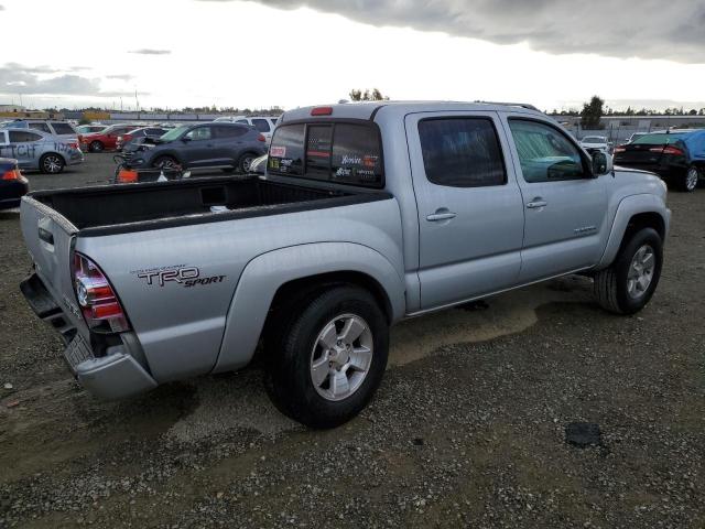 3TMJU62N69M072951 - 2009 TOYOTA TACOMA DOUBLE CAB PRERUNNER SILVER photo 3