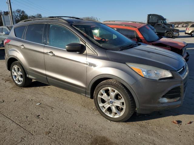 1FMCU9G99DUC98956 - 2013 FORD ESCAPE SE GRAY photo 4