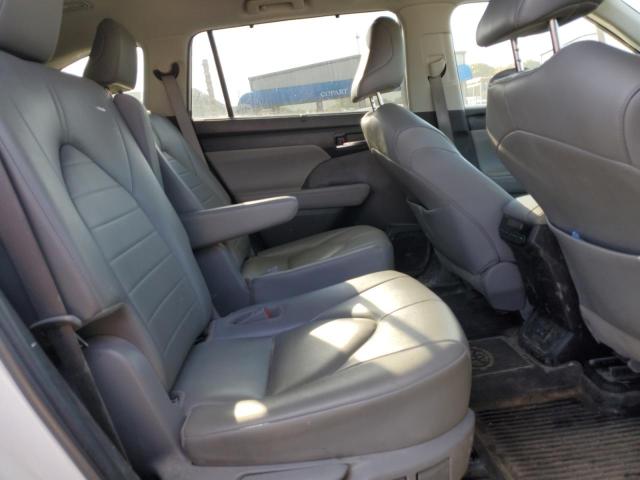 5TDHZRBH5NS216964 - 2022 TOYOTA HIGHLANDER XLE 白色 照片 11