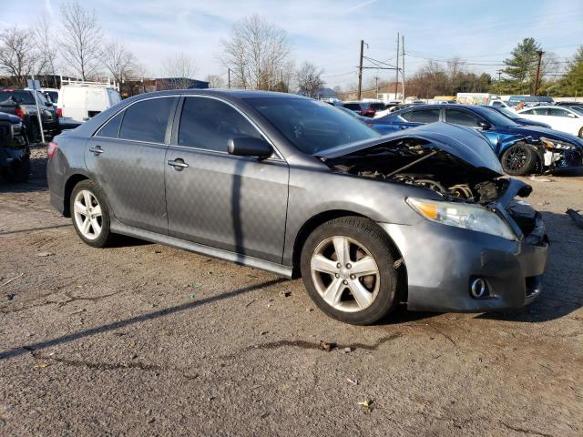 4T1BF3EK8BU220142 - 2011 TOYOTA CAMRY BASE GRAY photo 4