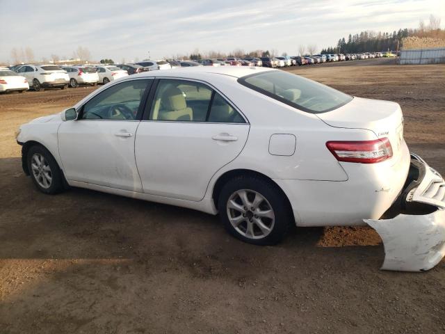 4T1BF3EK8BU728403 - 2011 TOYOTA CAMRY BASE WHITE photo 2