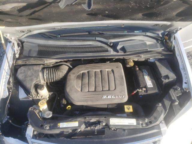 2A4RR5DG7BR798467 - 2011 CHRYSLER TOWN & COU TOURING SILVER photo 12