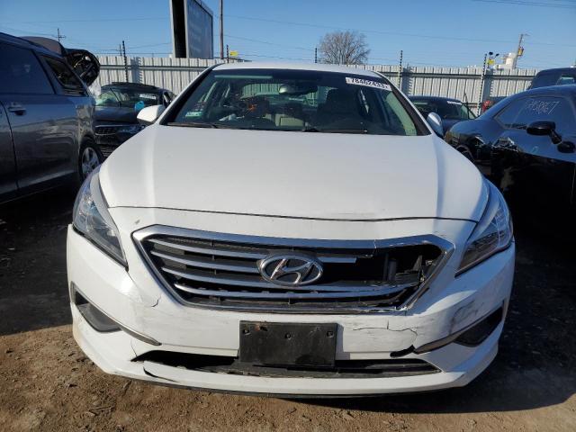 5NPE24AF1GH338014 - 2016 HYUNDAI SONATA SE WHITE photo 5