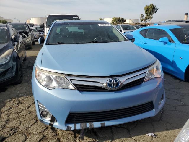 4T1BD1FK3CU022627 - 2012 TOYOTA CAMRY HYBRID BLUE photo 5