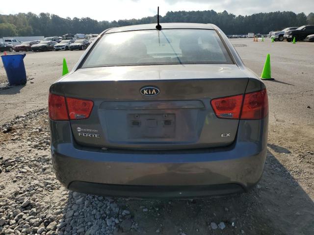 KNAFU4A23D5727418 - 2013 KIA FORTE EX GRAY photo 6