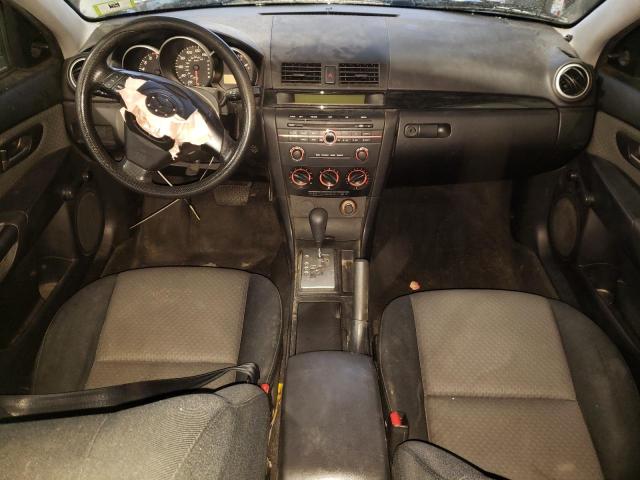 JM1BK12F261411896 - 2006 MAZDA 3 I SILVER photo 8