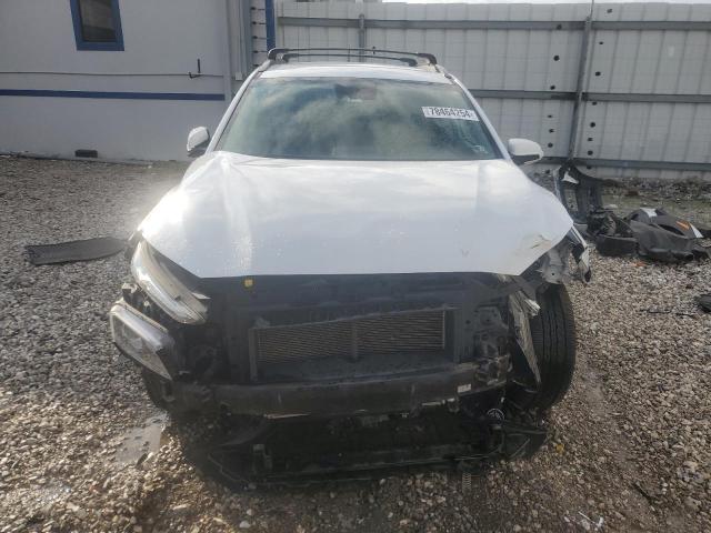 KM8K22AA6KU274686 - 2019 HYUNDAI KONA SEL WHITE photo 5