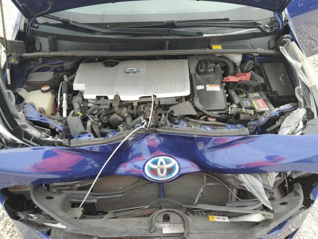 JTDKARFU9G3520615 - 2016 TOYOTA PRIUS BLUE photo 11