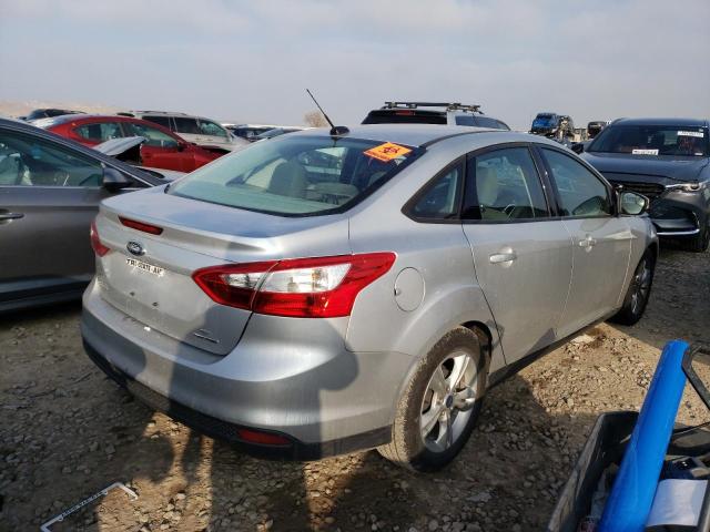 1FADP3F25EL386773 - 2014 FORD FOCUS SE SILVER photo 3