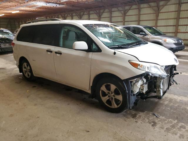 5TDZK3DC1CS233698 - 2012 TOYOTA SIENNA WHITE photo 4