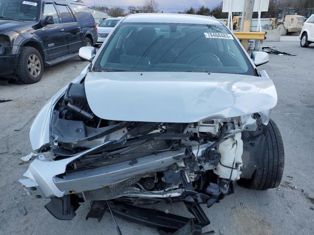 1G1ZC5E18BF386558 - 2011 CHEVROLET MALIBU 1LT 银色 照片 5