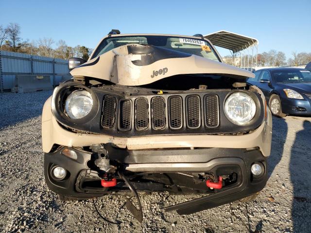 ZACCJBCTXGPE13947 - 2016 JEEP RENEGADE TRAILHAWK TAN photo 5