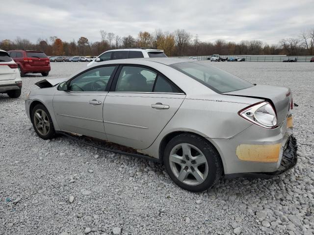 1G2ZG58B074100712 - 2007 PONTIAC G6 BASE SILVER photo 2