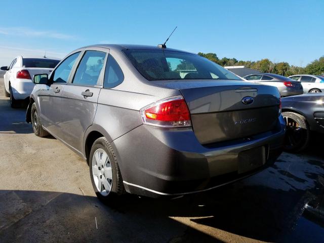 1FAHP3EN6AW106493 - 2010 FORD FOCUS S GRAY photo 3