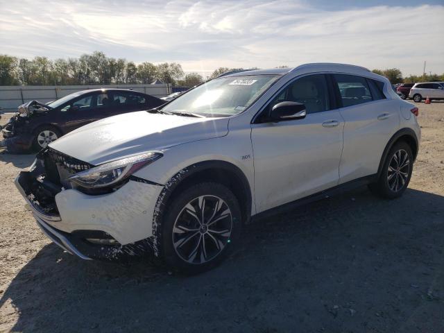 SJKCH5CR5JA053637 - 2018 INFINITI QX30 BASE أبيض صورة 1
