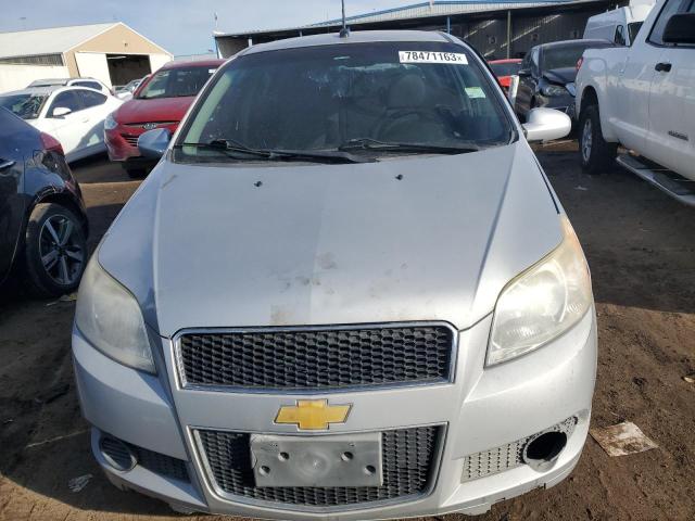 KL1TD66E69B679028 - 2009 CHEVROLET AVEO LS GRAY photo 5