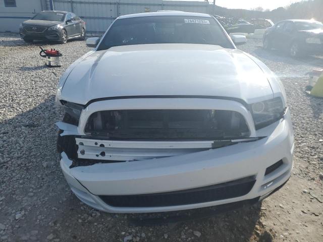 1ZVBP8CFXE5244734 - 2014 FORD MUSTANG GT WHITE photo 5