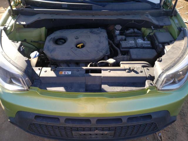 KNDJP3A57E7729820 - 2014 KIA SOUL + GREEN photo 11