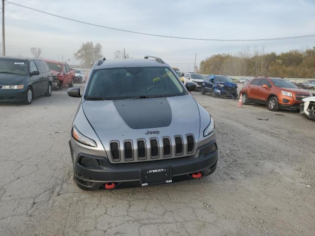 1C4PJMBB9HW536536 - 2017 JEEP CHEROKEE TRAILHAWK SILVER photo 5