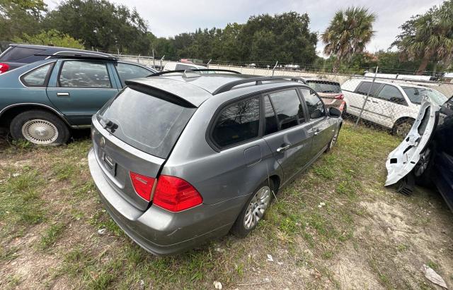 WBAUU33599A539655 - 2009 BMW 328 XIT GRAY photo 4