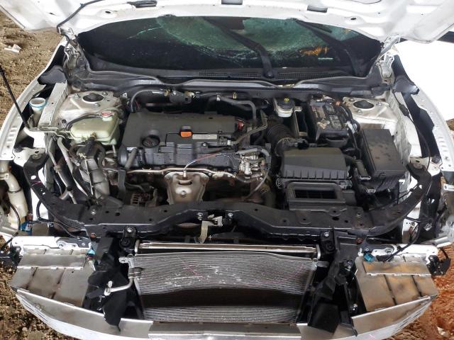 19XFC2F7XHE020793 - 2017 HONDA CIVIC EX WHITE photo 11