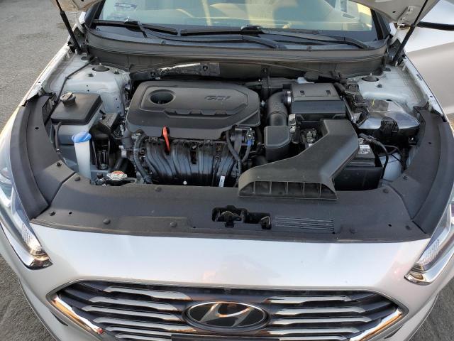 5NPE24AF2KH805594 - 2019 HYUNDAI SONATA SE SILVER photo 11