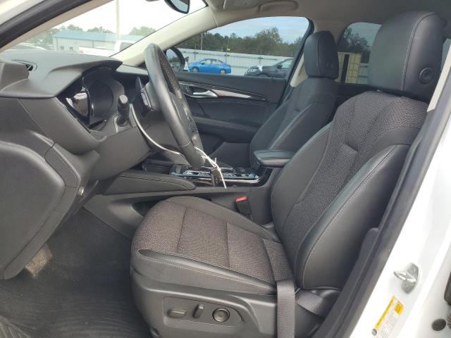 LRBAZLR4XMD110200 - 2021 BUICK ENVISION PREFERRED თეთრი ფოტო 7