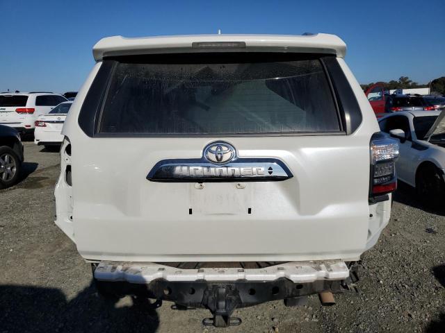 JTEKU5JR4M5859734 - 2021 TOYOTA 4RUNNER TRAIL WHITE photo 6