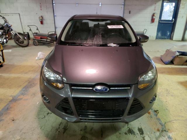 1FADP3N22EL380351 - 2014 FORD FOCUS TITANIUM GRAY photo 5