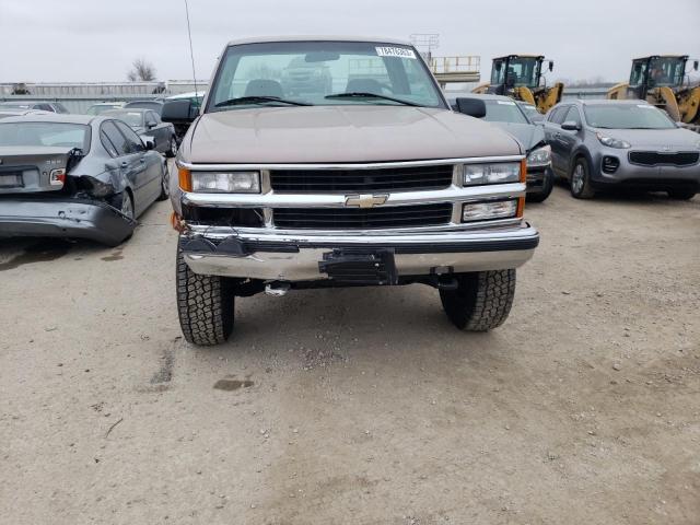 1GCGK24R3TZ104690 - 1996 CHEVROLET SILVERADO K2500 TAN photo 5