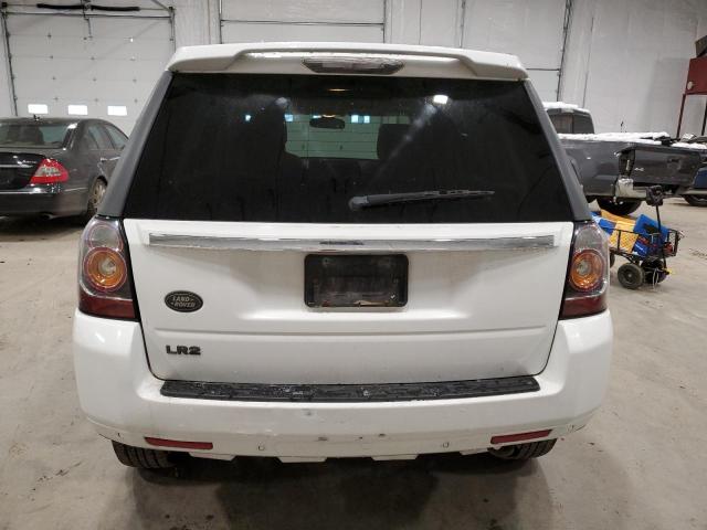 SALFR2BG3EH408774 - 2014 LAND ROVER LR2 HSE WHITE photo 6