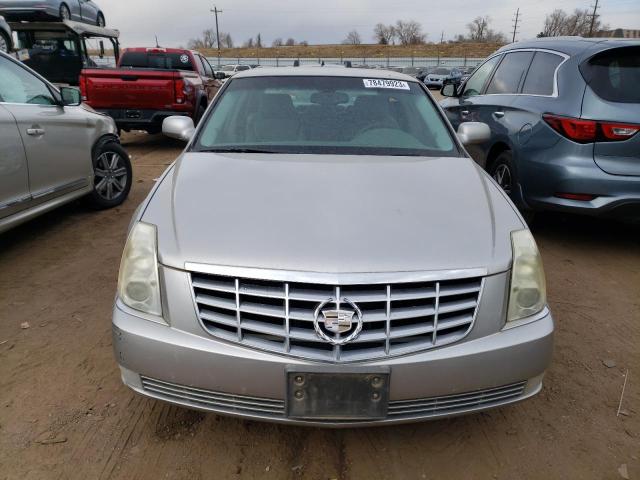 1G6KD57Y96U104674 - 2006 CADILLAC DTS SILVER photo 5