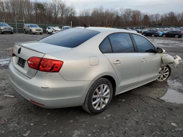 3VWDZ7AJ9BM350179 - 2011 VOLKSWAGEN JETTA SE SILVER photo 3