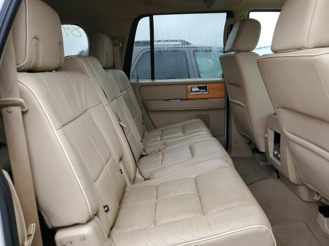 5LMFL28547LJ15747 - 2007 LINCOLN NAVIGATOR L BEIGE photo 11