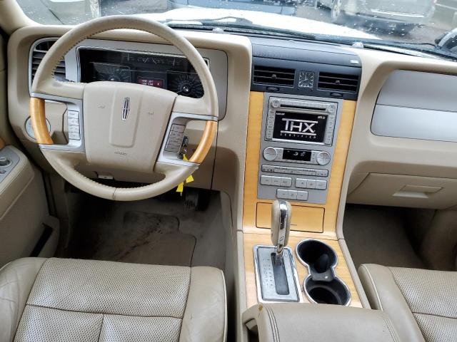 5LMFL28547LJ15747 - 2007 LINCOLN NAVIGATOR L BEIGE photo 8