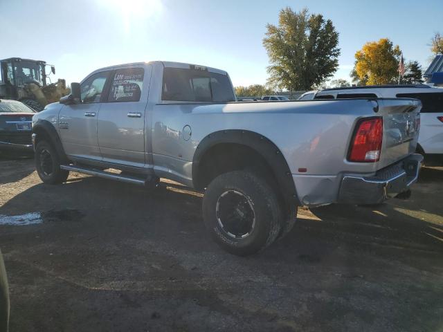 3C63RRHL3EG132864 - 2014 RAM 3500 SLT SILVER photo 2
