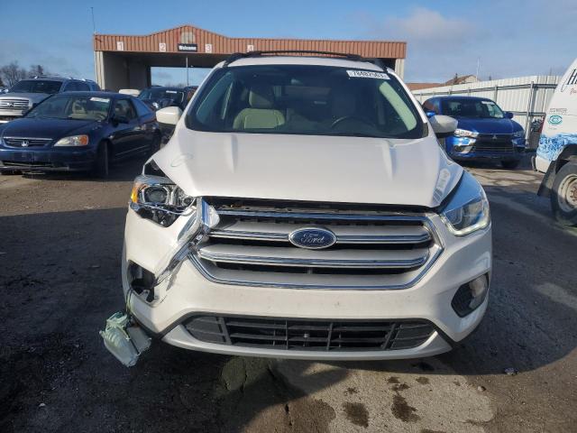 1FMCU9HD4JUB41284 - 2018 FORD ESCAPE SEL WHITE photo 5