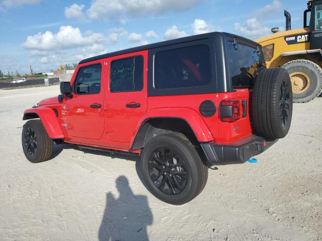 1C4JJXP60NW170013 - 2022 JEEP WRANGLER U SAHARA 4XE RED photo 2